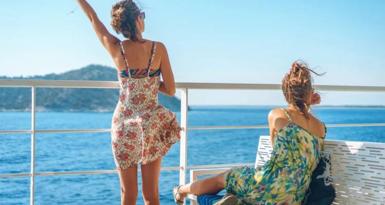 &Kappa;&omicron;&iota;&nu;&omega;&nu;&iota;&kappa;ό&sigmaf; &tau;&omicron;&upsilon;&rho;&iota;&sigma;&mu;ό&sigmaf;: &Alpha;&nu;&alpha;&rho;&tau;ή&theta;&eta;&kappa;&alpha;&nu; &omicron;&iota; &pi;&rho;&omicron;&sigma;&omega;&rho;&iota;&nu;&omicron;ί &pi;ί&nu;&alpha;&kappa;&epsilon;&sigmaf; &delta;&iota;&kappa;&alpha;&iota;&omicron;ύ&chi;&omega;&nu; &epsilon;&rho;&gamma;&alpha;&zeta;&omicron;&mu;έ&nu;&omega;&nu;-&alpha;&nu;έ&rho;&gamma;&omega;&nu; | &Pi;ώ&sigmaf; &theta;&alpha; &delta;&epsilon;ί&tau;&epsilon; &tau;&alpha; &alpha;&pi;&omicron;&tau;&epsilon;&lambda;έ&sigma;&mu;&alpha;&tau;&alpha;