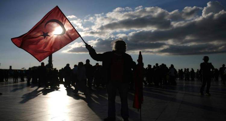 &Pi;ά&nu;&omega; &alpha;&pi;ό 600 &upsilon;&psi;&eta;&lambda;ό&beta;&alpha;&theta;&mu;&omicron;&iota; &Tau;&omicron;ύ&rho;&kappa;&omicron;&iota; &alpha;&xi;&iota;&omega;&mu;&alpha;&tau;&omicron;ύ&chi;&omicron;&iota; έ&chi;&omicron;&upsilon;&nu; &upsilon;&pi;&omicron;&beta;ά&lambda;&epsilon;&iota; &alpha;ί&tau;&eta;&sigma;&eta; &alpha;&sigma;ύ&lambda;&omicron;&upsilon; &sigma;&tau;&eta; &Gamma;&epsilon;&rho;&mu;&alpha;&nu;ί&alpha;