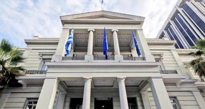 &Alpha;&upsilon;&sigma;&tau;&eta;&rho;ή &alpha;&pi;ά&nu;&tau;&eta;&sigma;&eta; &tau;&omicron;&upsilon; &Upsilon;&Pi;&Epsilon;&Xi; &sigma;&tau;&eta;&nu; &Tau;&omicron;&upsilon;&rho;&kappa;ί&alpha;: &Pi;&omicron;&lambda;&iota;&tau;&iota;&kappa;&omicron;&pi;&omicron;&iota;&epsilon;ί&tau;&epsilon; έ&nu;&alpha; &alpha;&mu;&iota;&gamma;ώ&sigmaf; &pi;&epsilon;&rho;&iota;&beta;&alpha;&lambda;&lambda;&omicron;&nu;&tau;&iota;&kappa;ό &zeta;ή&tau;&eta;&mu;&alpha;