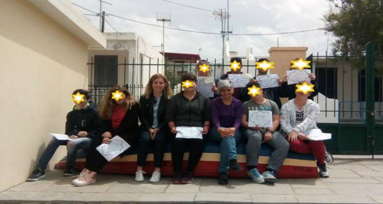 &Kappa;&omicron;&nu;&tau;ά &sigma;&tau;&alpha; &pi;&alpha;&iota;&delta;&iota;ά &tau;&omicron;&upsilon; &Alpha;&gamma;ί&omicron;&upsilon; &Epsilon;&upsilon;&sigma;&tau;&rho;&alpha;&tau;ί&omicron;&upsilon; &eta; &laquo;&Pi;&omicron;&lambda;&iota;ό&chi;&nu;&eta;&raquo; (photos)
