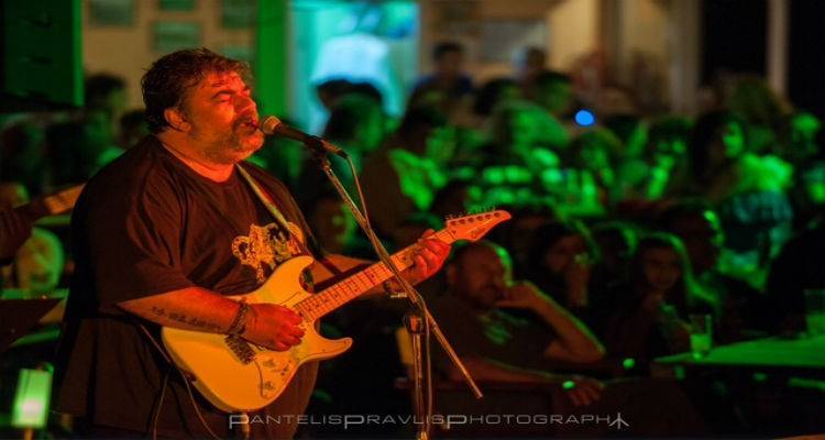 &Omicron; &Delta;&eta;&mu;ή&tau;&rho;&eta;&sigmaf; &Sigma;&tau;&alpha;&rho;ό&beta;&alpha;&sigmaf; έ&rho;&chi;&epsilon;&tau;&alpha;&iota; &sigma;&tau;&eta; &Lambda;ή&mu;&nu;&omicron;