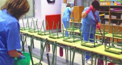 &Delta;ή&mu;&omicron;&sigmaf; &Lambda;ή&mu;&nu;&omicron;&upsilon;: &Tau;&alpha; &alpha;&pi;&omicron;&tau;&epsilon;&lambda;έ&sigma;&mu;&alpha;&tau;&alpha; &gamma;&iota;&alpha; &tau;&iota;&sigmaf; &sigma;&chi;&omicron;&lambda;&iota;&kappa;έ&sigmaf; &kappa;&alpha;&theta;&alpha;&rho;ί&sigma;&tau;&rho;&iota;&epsilon;&sigmaf;