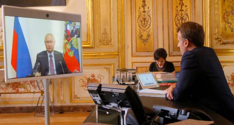 &Pi;&omicron;ύ&tau;&iota;&nu; &kappa;&alpha;&iota; &Mu;&alpha;&kappa;&rho;ό&nu; &zeta;&eta;&tau;&omicron;ύ&nu; &laquo;&pi;&lambda;ή&rho;&eta;&raquo; &alpha;&nu;&alpha;&sigma;&tau;&omicron;&lambda;ή &tau;&omega;&nu; &mu;&alpha;&chi;ώ&nu; &sigma;&tau;&omicron; &Nu;&alpha;&gamma;&kappa;ό&rho;&nu;&omicron;-&Kappa;&alpha;&rho;&alpha;&mu;&pi;ά&chi;