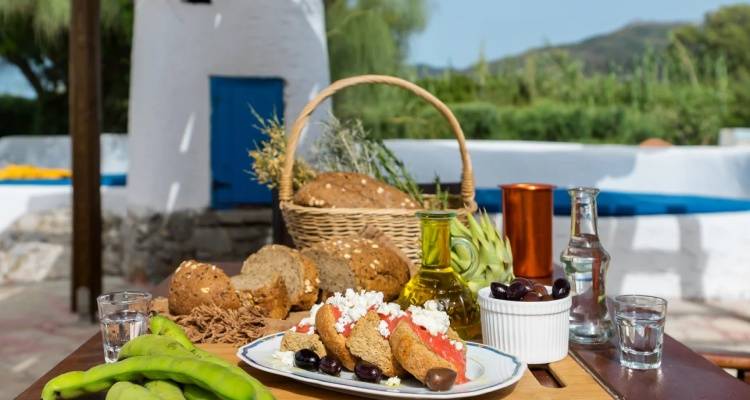 &Pi;&lambda;&alpha;&tau;&phi;ό&rho;&mu;&alpha; &gamma;&iota;&alpha; &tau;&omicron;&nu; &gamma;&alpha;&sigma;&tau;&rho;&omicron;&nu;&omicron;&mu;&iota;&kappa;ό &tau;&omicron;&upsilon;&rho;&iota;&sigma;&mu;ό &sigma;&tau;&eta;&nu; &Epsilon;&lambda;&lambda;ά&delta;&alpha; | &Mu;&epsilon; &omicron;&iota;&nu;&omicron;&pi;&omicron;&iota;&epsilon;ί&alpha; &kappa;&alpha;&iota; &delta;&iota;&alpha;&delta;&rho;&alpha;&sigma;&tau;&iota;&kappa;&omicron;ύ&sigmaf; &chi;ά&rho;&tau;&epsilon;&sigmaf;