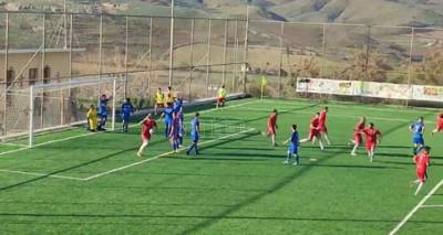 &Sigma;&tau;&omicron;&nu; &Eta;&rho;&alpha;&kappa;&lambda;ή &Alpha;&tau;&sigma;&iota;&kappa;ή&sigmaf; &tau;&omicron; &pi;&rho;ώ&tau;&omicron; &nu;&tau;έ&rho;&mu;&pi;&iota; &tau;&eta;&sigmaf; &chi;&rho;&omicron;&nu;&iota;ά&sigmaf; &mu;&epsilon; &tau;&omicron;&nu; &Kappa;&epsilon;&rho;&alpha;&upsilon;&nu;ό &Alpha;&gamma;ί&omicron;&upsilon; &Delta;&eta;&mu;&eta;&tau;&rho;ί&omicron;&upsilon;