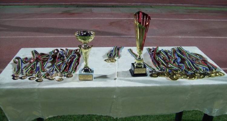 &Delta;&iota;&alpha;&gamma;ό&rho;&alpha;&sigmaf; &Sigma;&alpha;&rho;&delta;ώ&nu;: &Kappa;&alpha;&iota; &epsilon;&pi;ί&sigma;&eta;&mu;&alpha; &kappa;&upsilon;&pi;&epsilon;&lambda;&lambda;&omicron;ύ&chi;&omicron;&sigmaf; &sigma;&tau;&omicron; &Nu;&omicron;&mu;ό &Lambda;έ&sigma;&beta;&omicron;&upsilon;