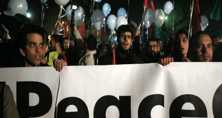 &Epsilon;&lambda;&lambda;&eta;&nu;&omicron;&kappa;ύ&pi;&rho;&iota;&omicron;&iota; &kappa;&alpha;&iota; &Tau;&omicron;&upsilon;&rho;&kappa;&omicron;&kappa;ύ&pi;&rho;&iota;&omicron;&iota; έ&kappa;&alpha;&nu;&alpha;&nu; &epsilon;&kappa;&delta;ή&lambda;&omega;&sigma;&eta; &zeta;&eta;&tau;ώ&nu;&tau;&alpha;&sigmaf; &epsilon;&pi;&alpha;&nu;έ&nu;&omega;&sigma;&eta; | &Tau;&rho;&alpha;&gamma;&omicron;ύ&delta;&eta;&sigma;&alpha;&nu; &mu;&alpha;&zeta;ί