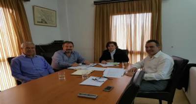 &Mu;&epsilon; &tau;&alpha; &mu;&iota;&sigma;ά &theta;έ&mu;&alpha;&tau;&alpha; &nu;&alpha; &alpha;&phi;&omicron;&rho;&omicron;ύ&nu; &tau;&eta; &Lambda;ή&mu;&nu;&omicron; &tau;&omicron; &sigma;&eta;&mu;&epsilon;&rho;&iota;&nu;ό &Pi;&epsilon;&rho;&iota;&phi;&epsilon;&rho;&epsilon;&iota;&alpha;&kappa;ό &Sigma;&upsilon;&mu;&beta;&omicron;ύ&lambda;&iota;&omicron;