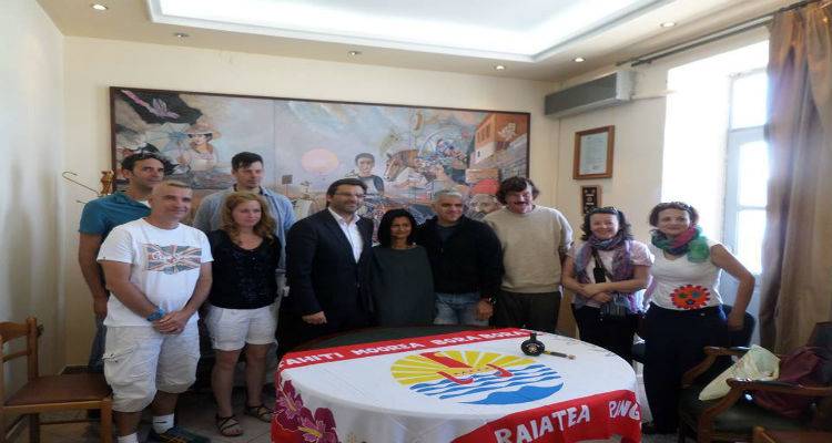 &Sigma;&tau;&omicron; &Delta;ή&mu;&alpha;&rho;&chi;&omicron; &Lambda;ή&mu;&nu;&omicron;&upsilon; &omicron;&iota; &kappa;&alpha;&theta;&eta;&gamma;&eta;&tau;έ&sigmaf; &tau;&omicron;&upsilon; &pi;&rho;&omicron;&gamma;&rho;ά&mu;&mu;&alpha;&tau;&omicron;&sigmaf; Erasmus
