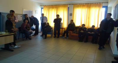 &Lambda;ή&mu;&nu;&omicron;&sigmaf;: &Epsilon;&nu;&eta;&mu;έ&rho;&omega;&sigma;&eta; &sigma;&epsilon; &Alpha;&sigma;&tau;&upsilon;&nu;&omicron;&mu;ί&alpha; &kappa;&alpha;&iota; &Lambda;&iota;&mu;&epsilon;&nu;&iota;&kappa;ό &gamma;&iota;&alpha; &tau;&eta;&nu; &delta;&iota;&alpha;&chi;&epsilon;ί&rho;&iota;&sigma;&eta; &tau;&omega;&nu; &alpha;&delta;έ&sigma;&pi;&omicron;&tau;&omega;&nu; (mp3+photos)