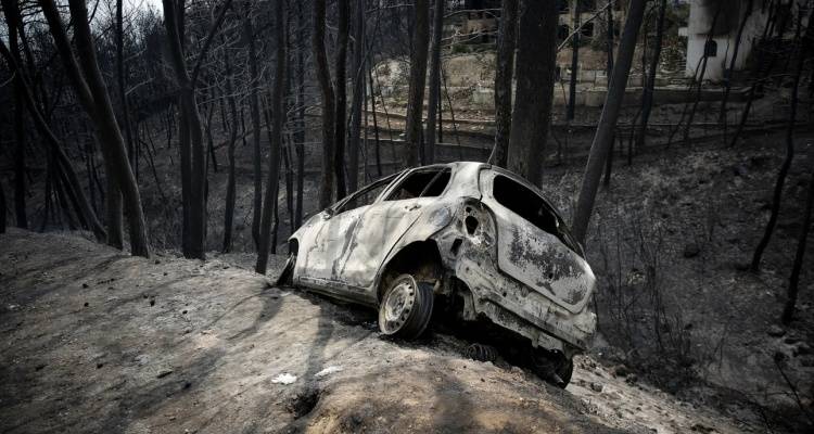 &Delta;ί&kappa;&eta; &gamma;&iota;&alpha; &tau;&omicron; &Mu;ά&tau;&iota;: &Sigma;&upsilon;&gamma;&kappa;&lambda;&omicron;&nu;ί&zeta;&epsilon;&iota; &pi;&upsilon;&rho;&omicron;&sigma;&beta;έ&sigma;&tau;&eta;&sigmaf; &pi;&omicron;&upsilon; έ&chi;&alpha;&sigma;&epsilon; &sigma;ύ&zeta;&upsilon;&gamma;&omicron; &kappa;&alpha;&iota; &mu;&omega;&rho;ό -&laquo;Ή&tau;&alpha;&nu; &eta; &tau;&epsilon;&lambda;&epsilon;&upsilon;&tau;&alpha;ί&alpha; &phi;&omicron;&rho;ά &pi;&omicron;&upsilon; &tau;&eta;&nu; &epsilon;ί&delta;&alpha;&raquo;