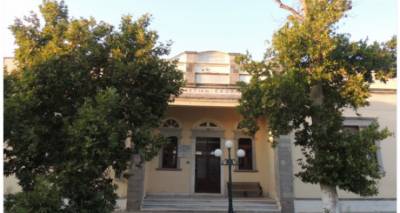 &Pi;ά&sigma;&chi;&alpha;: &Tau;&epsilon;&lambda;&epsilon;&upsilon;&tau;&alpha;ί&alpha; &mu;έ&rho;&alpha; &gamma;&iota;&alpha; &tau;&omicron;&upsilon;&sigmaf; &mu;&alpha;&theta;&eta;&tau;έ&sigmaf; &sigma;&tau;&alpha; &sigma;&chi;&omicron;&lambda;&epsilon;ί&alpha; | &Pi;ό&tau;&epsilon; &epsilon;&pi;&iota;&sigma;&tau;&rho;έ&phi;&omicron;&upsilon;&nu; &sigma;&tau;&alpha; &theta;&rho;&alpha;&nu;ί&alpha;