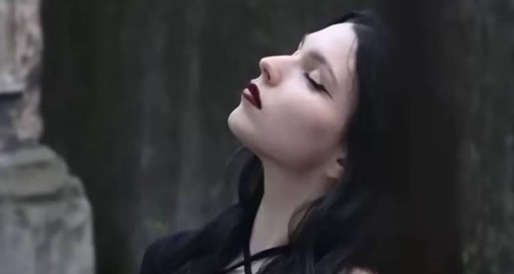 Σοκ στη Ρουμανία: Αρκούδα σκότωσε 19χρονη μπροστά στα μάτια του συντρόφου της -Είχαν πάει για πεζοπορία