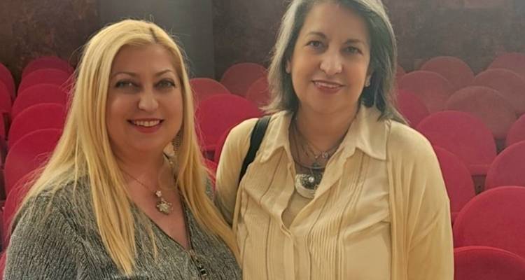 &Omicron; &Delta;ή&mu;&omicron;&sigmaf; &Lambda;ή&mu;&nu;&omicron;&upsilon; &sigma;&upsilon;&mu;&mu;&epsilon;&tau;&epsilon;ί&chi;&epsilon; &sigma;&tau;&omicron; &sigma;&upsilon;&nu;έ&delta;&rho;&iota;&omicron; &laquo;&Eta;&mu;έ&rho;&epsilon;&sigmaf; &Delta;&epsilon;&lambda;&phi;&iota;&kappa;ή&sigmaf; &Pi;&omicron;&lambda;&iota;&tau;&iota;&sigma;&tau;&iota;&kappa;ή&sigmaf; &Kappa;&lambda;&eta;&rho;&omicron;&nu;&omicron;&mu;&iota;ά&sigmaf;&raquo;