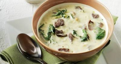 Μαγειρίτσα παραδοσιακή της γιαγιάς