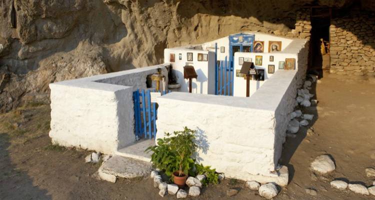 &Lambda;ή&mu;&nu;&omicron;&sigmaf;, &tau;&omicron; &sigma;&tau;&omicron;&lambda;ί&delta;&iota; &tau;&eta;&sigmaf; &alpha;&kappa;&rho;&iota;&tau;&iota;&kappa;ή&sigmaf; &Epsilon;&lambda;&lambda;ά&delta;&alpha;&sigmaf; (photos)