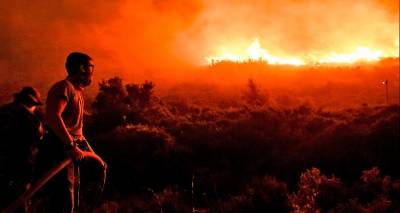 &Phi;&omega;&tau;&iota;ά &sigma;&tau;&eta;&nu; &Pi;&epsilon;&nu;&tau;έ&lambda;&eta; - &Pi;&omicron;&iota;&epsilon;&sigmaf; &pi;&epsilon;&rho;&iota;&omicron;&chi;έ&sigmaf; έ&chi;&omicron;&upsilon;&nu; &epsilon;&kappa;&kappa;&epsilon;&nu;&omega;&theta;&epsilon;ί