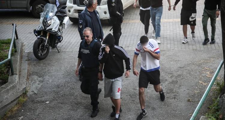 Θεσσαλονίκη: Απολογούνται άλλα 13 μέλη της εθνικιστικής οργάνωσης | Ανάμεσά τους ηγετικά στελέχη