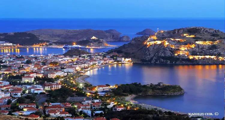 &Tau;&omicron; &sigma;&upsilon;&gamma;&kappa;&rho;&iota;&tau;&iota;&kappa;ό &pi;&lambda;&epsilon;&omicron;&nu;έ&kappa;&tau;&eta;&mu;&alpha; &tau;&eta;&sigmaf; &Lambda;ή&mu;&nu;&omicron;&upsilon;