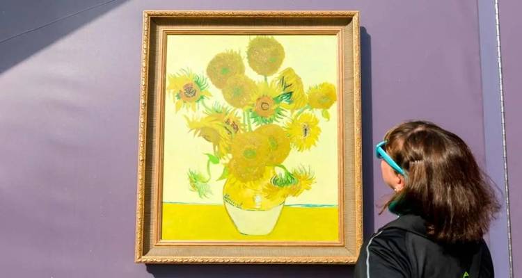 Μπορεί ένα ηλιοτρόπιο να αλλάξει τη ζωή μας; Τα κρυφά μηνύματα πίσω από τα λουλούδια του Van Gogh