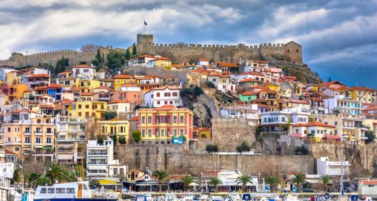 &Tau;&omicron; &pi;&rho;&omicron;&phi;ί&lambda; &tau;&omega;&nu; &tau;&omicron;&upsilon;&rho;&iota;&sigma;&tau;ώ&nu;: &Lambda;&iota;&gamma;ό&tau;&epsilon;&rho;&epsilon;&sigmaf; &delta;&iota;&alpha;&mu;&omicron;&nu;έ&sigmaf;, &alpha;&upsilon;&xi;ά&nu;&omicron;&nu;&tau;&alpha;&iota; &omicron;&iota; &kappa;&rho;&alpha;&tau;ή&sigma;&epsilon;&iota;&sigmaf; &sigma;&tau;&omicron; &pi;&alpha;&rho;ά &pi;έ&nu;&tau;&epsilon; | &laquo;&Kappa;&omicron;&upsilon;&mu;&pi;&omega;&mu;έ&nu;&omicron;&iota;&raquo; &omicron;&iota; &epsilon;&pi;&iota;&sigma;&kappa;έ&pi;&tau;&epsilon;&sigmaf;