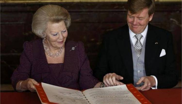 Νέος βασιλιάς στην Ολλανδία ο Βίλεμ Αλεξάντερ