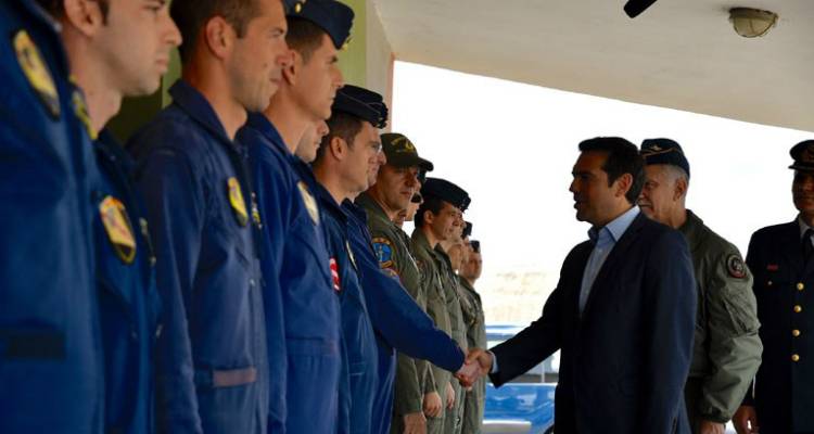 &Tau;&sigma;ί&pi;&rho;&alpha;&sigmaf; &alpha;&pi;ό &tau;&eta;&nu; 130 &Sigma;&mu;&eta;&nu;&alpha;&rho;&chi;ί&alpha; &Mu;ά&chi;&eta;&sigmaf; &sigma;&tau;&eta; &Lambda;ή&mu;&nu;&omicron;: &laquo;&Pi;&rho;έ&pi;&epsilon;&iota; &nu;&alpha; &theta;&upsilon;&mu;ό&mu;&alpha;&sigma;&tau;&epsilon; &alpha;&upsilon;&tau;&omicron;ύ&sigmaf; &pi;&omicron;&upsilon; έ&phi;&upsilon;&gamma;&alpha;&nu;&raquo;