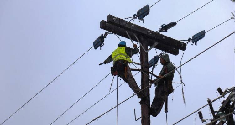 &Lambda;ή&mu;&nu;&omicron;&sigmaf;: &Chi;&omega;&rho;ί&sigmaf; &rho;&epsilon;ύ&mu;&alpha; &alpha;ύ&rho;&iota;&omicron; &tau;&omicron; &pi;&rho;&omega;ί &omicron; &Kappa;ό&tau;&sigma;&iota;&nu;&alpha;&sigmaf;