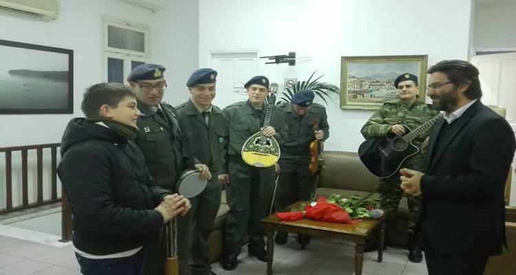 &Tau;&alpha; &lsquo;&psi;&alpha;&lambda;&alpha;&nu; &sigma;&tau;&omicron;&nu; &Delta;ή&mu;&alpha;&rho;&chi;&omicron; &Lambda;ή&mu;&nu;&omicron;&upsilon;&hellip; (photos)