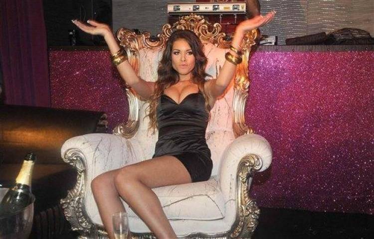 Δίκη Ρούμπι-Γκέιτ: Εξαετή φυλάκιση για τον Μπερλουσκόνι ζητά η εισαγγελέας