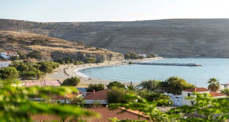 &Lambda;ή&mu;&nu;&omicron;&sigmaf; &amp; Ά&eta; &Sigma;&tau;&rho;ά&tau;&eta;&sigmaf;: &Tau;&alpha; &theta;&alpha;&lambda;ά&sigma;&sigma;&iota;&alpha; &sigma;&pi;ή&lambda;&alpha;&iota;&alpha; &alpha;&pi;&omicron;&kappa;&tau;&omicron;ύ&nu; &laquo;&alpha;&sigma;&pi;ί&delta;&alpha;&raquo; &pi;&rho;&omicron;&sigma;&tau;&alpha;&sigma;ί&alpha;&sigmaf;