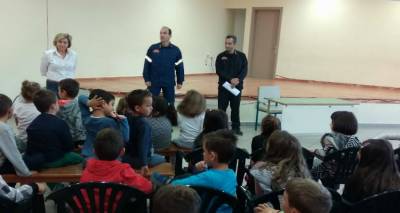 Επιμορφωτικό σεμινάριο για σεισμούς στο 2ο Δημοτικό Σχολείο Μύρινας (photos)