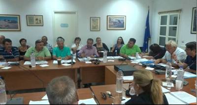 &Tau;&eta;&nu; &pi;&alpha;&rho;έ&mu;&beta;&alpha;&sigma;&eta; &tau;&omicron;&upsilon; &Epsilon;&iota;&sigma;&alpha;&gamma;&gamma;&epsilon;&lambda;έ&alpha; &zeta;&eta;&tau;ά &tau;&omicron; &Phi;&iota;&lambda;&omicron;&zeta;&omega;&iota;&kappa;ό &Sigma;&omega;&mu;&alpha;&tau;&epsilon;ί&omicron; &Lambda;ή&mu;&nu;&omicron;&upsilon; &gamma;&iota;&alpha; &tau;&omicron; &kappa;&alpha;&tau;&alpha;&phi;ύ&gamma;&iota;&omicron; &alpha;&delta;έ&sigma;&pi;&omicron;&tau;&omega;&nu; &zeta;ώ&omega;&nu; &sigma;&tau;&omicron; &nu;&eta;&sigma;ί | &Epsilon;&kappa;&alpha;&tau;έ&rho;&omega;&theta;&epsilon;&nu; &laquo;&pi;&upsilon;&rho;ά&raquo; &Mu;&alpha;&rho;&iota;&nu;ά&kappa;&eta; &ndash; &Rho;&eta;&gamma;ό&pi;&omicron;&upsilon;&lambda;&omicron;&upsilon; (mp3)