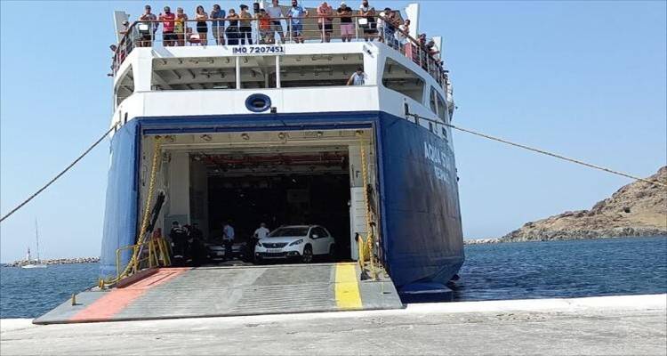 Aqua Star: &Nu;&omega;&rho;ί&tau;&epsilon;&rho;&alpha; &theta;&alpha; &phi;&tau;ά&sigma;&epsilon;&iota; &sigma;ή&mu;&epsilon;&rho;&alpha; &sigma;&epsilon; &Alpha;&gamma;. &Epsilon;&upsilon;&sigma;&tau;&rho;ά&tau;&iota;&omicron; &kappa;&alpha;&iota; &Lambda;ή&mu;&nu;&omicron;