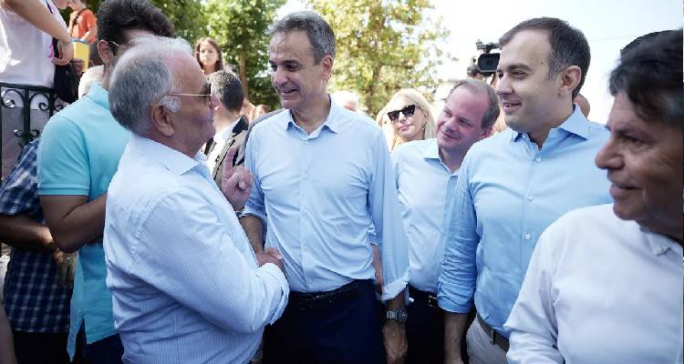 &Tau;&alpha; 3 &pi;&rho;ό&sigma;&omega;&pi;&alpha; &sigma;&tau;&eta; &Nu;&Delta; &pi;&omicron;&upsilon; &tau;&rho;έ&chi;&omicron;&upsilon;&nu; &nu;&alpha; &kappa;&lambda;&epsilon;ί&sigma;&omicron;&upsilon;&nu; &tau;&alpha; &psi;&eta;&phi;&omicron;&delta;έ&lambda;&tau;&iota;&alpha; &mu;έ&sigma;&alpha; &sigma;&tau;&omicron;&nu; &Delta;&epsilon;&kappa;έ&mu;&beta;&rho;&iota;&omicron; -&Omicron;&iota; &pi;&iota;&theta;&alpha;&nu;έ&sigmaf; &eta;&mu;&epsilon;&rho;&omicron;&mu;&eta;&nu;ί&epsilon;&sigmaf; &epsilon;&kappa;&lambda;&omicron;&gamma;ώ&nu;