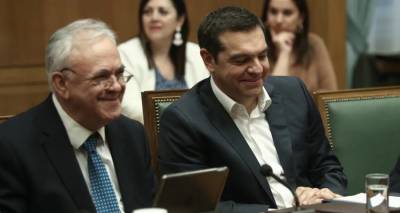 &Alpha;&lambda;&alpha;&lambda;&omicron;ύ&mu; &sigma;&tau;&omicron;&nu; &Sigma;&Upsilon;&Rho;&Iota;&Zeta;&Alpha; &mu;&epsilon; &tau;&alpha; &mu;&pi;&rho;&omicron;&sigmaf; &pi;ί&sigma;&omega; &gamma;&iota;&alpha; &sigma;&chi;&eta;&mu;&alpha;&tau;&iota;&sigma;&mu;ό &laquo;&kappa;&upsilon;&beta;έ&rho;&nu;&eta;&sigma;&eta;&sigmaf; &eta;&tau;&tau;&eta;&mu;έ&nu;&omega;&nu;&raquo; -&Tau;&iota; &sigma;&upsilon;&mu;&beta;&alpha;ί&nu;&epsilon;&iota; &sigma;&tau;&eta;&nu; &Kappa;&omicron;&upsilon;&mu;&omicron;&upsilon;&nu;&delta;&omicron;ύ&rho;&omicron;&upsilon;