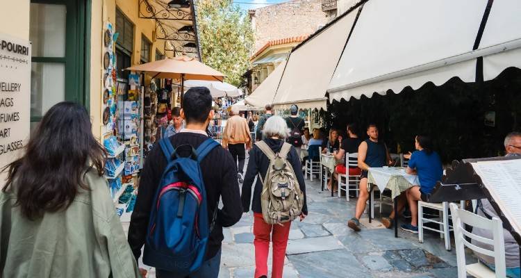 &Epsilon;&rho;&epsilon;&upsilon;&nu;&alpha;: &Omicron;&iota; Έ&lambda;&lambda;&eta;&nu;&epsilon;&sigmaf; &theta;έ&lambda;&omicron;&upsilon;&nu; &theta;έ&sigma;&eta; &sigma;&tau;&omicron; &Delta;&eta;&mu;ό&sigma;&iota;&omicron; &kappa;&alpha;&iota; &sigma;ύ&nu;&tau;&alpha;&xi;&eta; &pi;&rho;&iota;&nu; &tau;&alpha; 60 | &Tau;&iota; &pi;&iota;&sigma;&tau;&epsilon;ύ&omicron;&upsilon;&nu; &gamma;&iota;&alpha; &omicron;&iota;&kappa;&omicron;&nu;&omicron;&mu;ί&alpha;-&epsilon;&rho;&gamma;&alpha;&sigma;&iota;&alpha;&kappa;έ&sigmaf; &sigma;&chi;έ&sigma;&epsilon;&iota;&sigmaf;