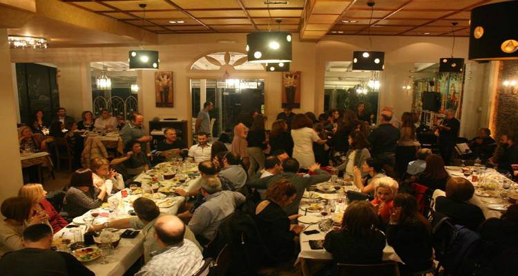 &Chi;&omicron;&rho;&omicron;&epsilon;&sigma;&pi;&epsilon;&rho;ί&delta;&alpha; &gamma;&iota;&alpha; &tau;&eta;&nu; &kappa;&omicron;&pi;ή &pi;&rho;&omega;&tau;&omicron;&chi;&rho;&omicron;&nu;&iota;ά&tau;&iota;&kappa;&eta;&sigmaf; &pi;ί&tau;&alpha;&sigmaf; &alpha;&pi;ό &tau;&omicron; &Lambda;ύ&kappa;&epsilon;&iota;&omicron; &Epsilon;&lambda;&lambda;&eta;&nu;ί&delta;&omega;&nu; &Lambda;ή&mu;&nu;&omicron;&upsilon;