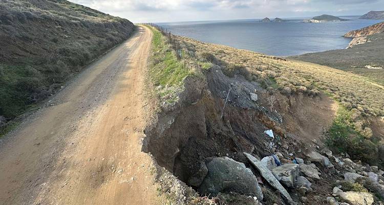 &Lambda;ή&mu;&nu;&omicron;&sigmaf;: &Epsilon;&pi;&iota;&kappa;ί&nu;&delta;&upsilon;&nu;&eta; &upsilon;&pi;&omicron;&chi;ώ&rho;&eta;&sigma;&eta; &tau;&omicron;&upsilon; &delta;&rho;ό&mu;&omicron;&upsilon; &pi;&rho;&omicron;&sigmaf; &tau;&omicron; &epsilon;&xi;&omega;&kappa;&kappa;&lambda;ή&sigma;&iota; &tau;&eta;&sigmaf; &Alpha;&gamma;ί&alpha;&sigmaf; &Pi;&alpha;&rho;&alpha;&sigma;&kappa;&epsilon;&upsilon;ή&sigmaf; &sigma;&tau;&omicron; &Pi;&lambda;&alpha;&tau;ύ (photos)