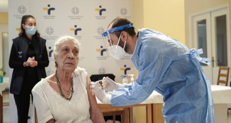 &Epsilon;&mu;&beta;ό&lambda;&iota;&omicron;: &Alpha;&nu;&omicron;ί&gamma;&epsilon;&iota; &eta; &pi;&lambda;&alpha;&tau;&phi;ό&rho;&mu;&alpha; &tau;&omega;&nu; &rho;&alpha;&nu;&tau;&epsilon;&beta;&omicron;ύ &gamma;&iota;&alpha; &tau;&omicron;&upsilon;&sigmaf; 60-64 &kappa;&alpha;&iota; 70-79 &epsilon;&tau;ώ&nu;