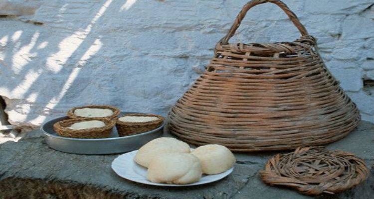&Lambda;&alpha;&delta;&omicron;&tau;ύ&rho;&iota; &kappa;&alpha;&iota; &kappa;&alpha;&lambda;&alpha;&theta;ά&kappa;&iota; &nu;&alpha;&iota;, &alpha;&lambda;&lambda;ά&hellip;. &mu;&eta; &pi;&alpha;&rho;&alpha;&mu;&upsilon;&theta;&iota;&alpha;&zeta;ό&mu;&alpha;&sigma;&tau;&epsilon; &kappa;&alpha;&iota; &mu;&epsilon;&tau;&alpha;&xi;ύ &mu;&alpha;&sigmaf;