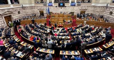&Sigma;&tau;&iota;&sigmaf; 11 &eta; &omicron;&rho;&kappa;&omega;&mu;&omicron;&sigma;ί&alpha; &tau;&omega;&nu; &nu;έ&omega;&nu; &beta;&omicron;&upsilon;&lambda;&epsilon;&upsilon;&tau;ώ&nu;: &Omicron;&iota; &alpha;&rho;&iota;&theta;&mu;&omicron;ί &tau;&eta;&sigmaf; &nu;έ&alpha;&sigmaf; &Beta;&omicron;&upsilon;&lambda;ή&sigmaf;, &omicron;&iota; έ&delta;&rho;&epsilon;&sigmaf; &tau;&omega;&nu; &kappa;&omicron;&mu;&mu;ά&tau;&omega;&nu; &kappa;&alpha;&iota; &tau;&alpha; &pi;&rho;&omega;&tau;ά&kappa;&iota;&alpha;