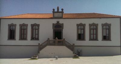 &Omicron;&iota; &omicron;&mu;&omicron;&rho;&phi;&iota;έ&sigmaf; &tau;&eta;&sigmaf; &Lambda;ή&mu;&nu;&omicron;&upsilon; &alpha;&pi;&omicron;&kappa;&alpha;&lambda;ύ&pi;&tau;&omicron;&nu;&tau;&alpha;&iota; &sigma;&tau;&omicron; &Kappa;έ&nu;&tau;&rho;&omicron; &Epsilon;&nu;&eta;&mu;έ&rho;&omega;&sigma;&eta;&sigmaf; &Rho;&omicron;&upsilon;&sigma;&sigma;&omicron;&pi;&omicron;&upsilon;&lambda;ί&omicron;&upsilon;