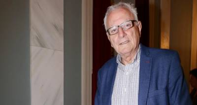 «Μην το βάζετε ποτέ κάτω»: Το συγκινητικό μήνυμα και η τελευταία τηλεοπτική εμφάνιση του Κώστα Χαρδαβέλλα