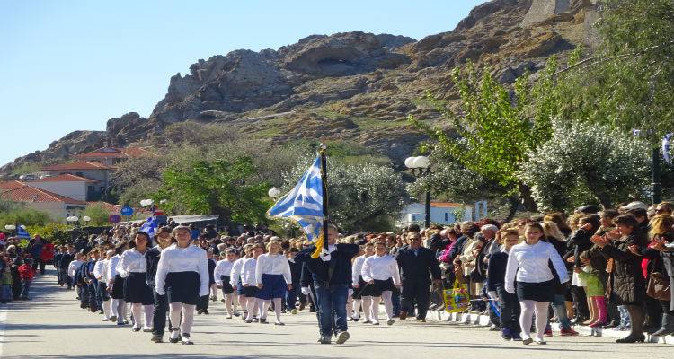 &Mu;&epsilon; &sigma;ύ&mu;&mu;&alpha;&chi;&omicron; &tau;&omicron;&nu; &kappa;&alpha;&iota;&rho;ό &kappa;&alpha;&iota; &alpha;&pi;ό&nu;&tau;&alpha; &tau;&omicron; &Delta;ή&mu;&alpha;&rho;&chi;&omicron; &Lambda;ή&mu;&nu;&omicron;&upsilon; &omicron;&lambda;&omicron;&kappa;&lambda;&eta;&rho;ώ&theta;&eta;&kappa;&epsilon; &eta; &pi;&alpha;&rho;έ&lambda;&alpha;&sigma;&eta; &tau;&omicron;&upsilon; "Ό&Chi;&Iota;" &sigma;&tau;&eta; &Mu;ύ&rho;&iota;&nu;&alpha; (photos)