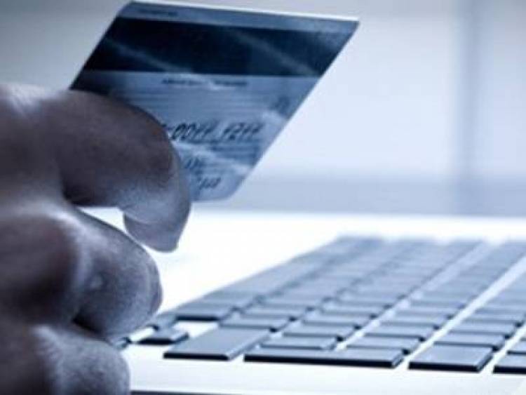 &Alpha;&pi;ά&tau;&eta; 4.000&euro; &mu;έ&sigma;&omega; &delta;&iota;&alpha;&delta;&iota;&kappa;&tau;ύ&omicron;&upsilon; &kappa;&alpha;&tau;ή&gamma;&gamma;&epsilon;&iota;&lambda;&epsilon; &Lambda;&eta;&mu;&nu;&iota;ό&sigmaf;