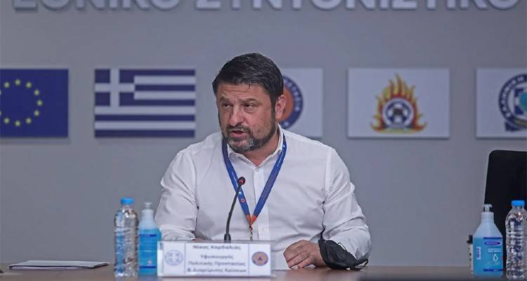 Καταργείται από αύριο η μάσκα στους εξωτερικούς χώρους | Τέλος τα self test για τους πλήρως εμβολιασμένους