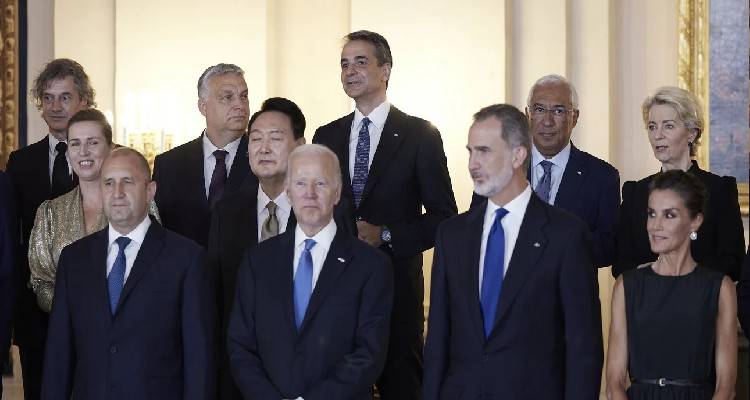 &laquo;&Delta;&epsilon;&nu; &pi;έ&rho;&alpha;&sigma;&epsilon; &omicron; &epsilon;&kappa;&beta;&iota;&alpha;&sigma;&mu;ό&sigmaf; &Epsilon;&rho;&nu;&tau;&omicron;&gamma;ά&nu;&raquo;: &Tau;&alpha; &sigma;&upsilon;&nu; &gamma;&iota;&alpha; &tau;&eta;&nu; &Epsilon;&lambda;&lambda;ά&delta;&alpha; &mu;&epsilon;&tau;ά &tau;&eta;&nu; ά&rho;&sigma;&eta; &tau;&omicron;&upsilon; &beta;έ&tau;&omicron; -&Tau;&omicron; &pi;&alpha;&rho;&alpha;&sigma;&kappa;ή&nu;&iota;&omicron;