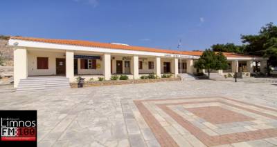 Ά&gamma;&iota;&omicron;&sigmaf; &Epsilon;&upsilon;&sigma;&tau;&rho;ά&tau;&iota;&omicron;&sigmaf;: &Delta;&upsilon;&omicron; &omicron;&iota; &upsilon;&pi;&omicron;&psi;ή&phi;&iota;&omicron;&iota; &Delta;ή&mu;&alpha;&rho;&chi;&omicron;&iota; | &Delta;&epsilon;ί&tau;&epsilon; &tau;&omicron; &sigma;ύ&nu;&omicron;&lambda;&omicron; &tau;&omega;&nu; &upsilon;&pi;&omicron;&psi;&eta;&phi;ί&omega;&nu;