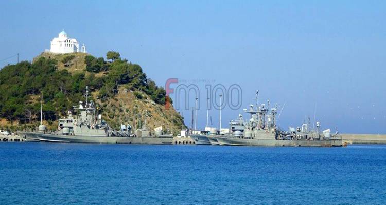 Λήμνος: Επιμνημόσυνη δέηση από το Πολεμικό Ναυτικό στην προτομή του Ναυάρχου Κουντουριώτη (photos)